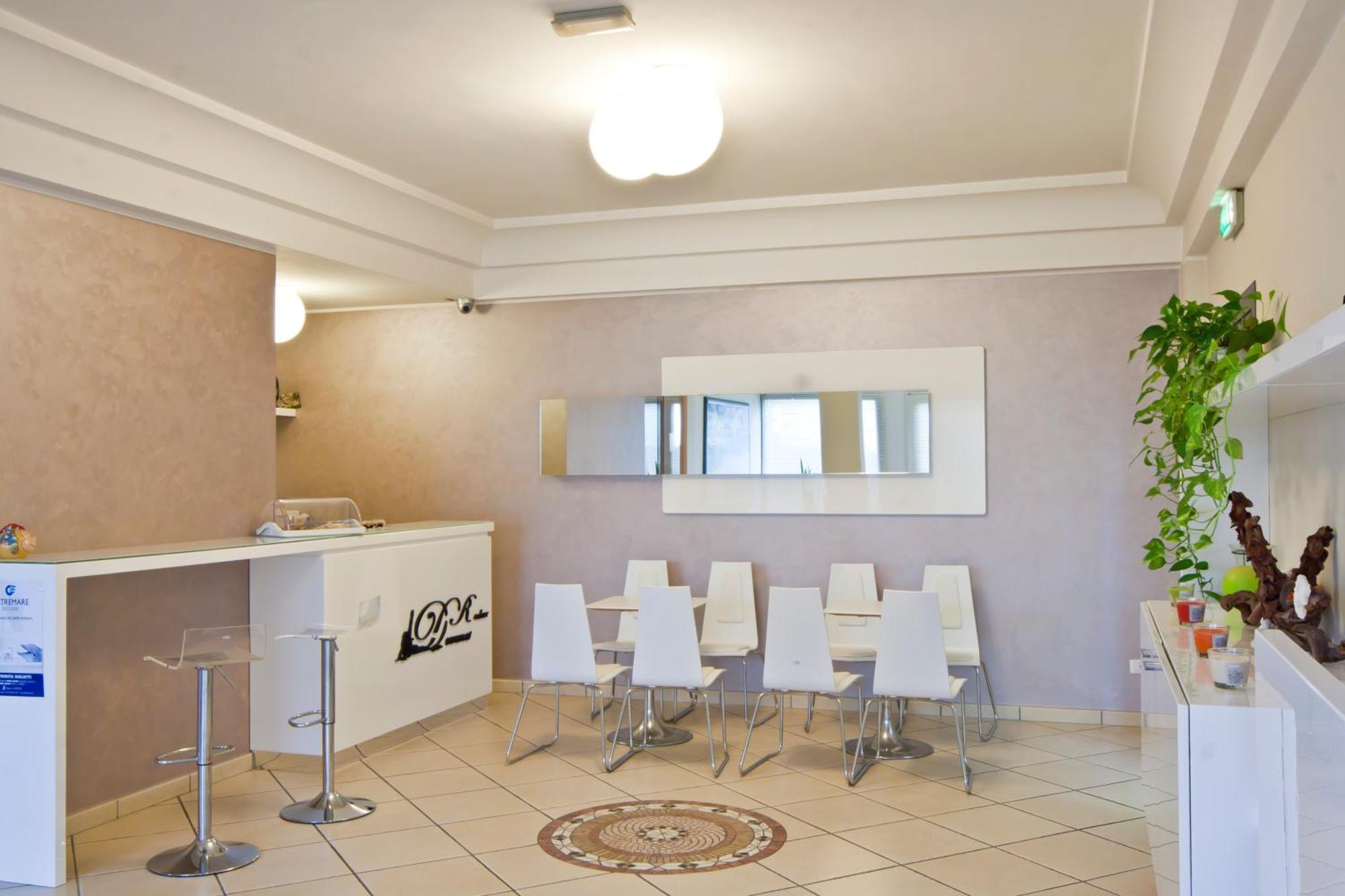 Residence Divina Rimini Extérieur photo