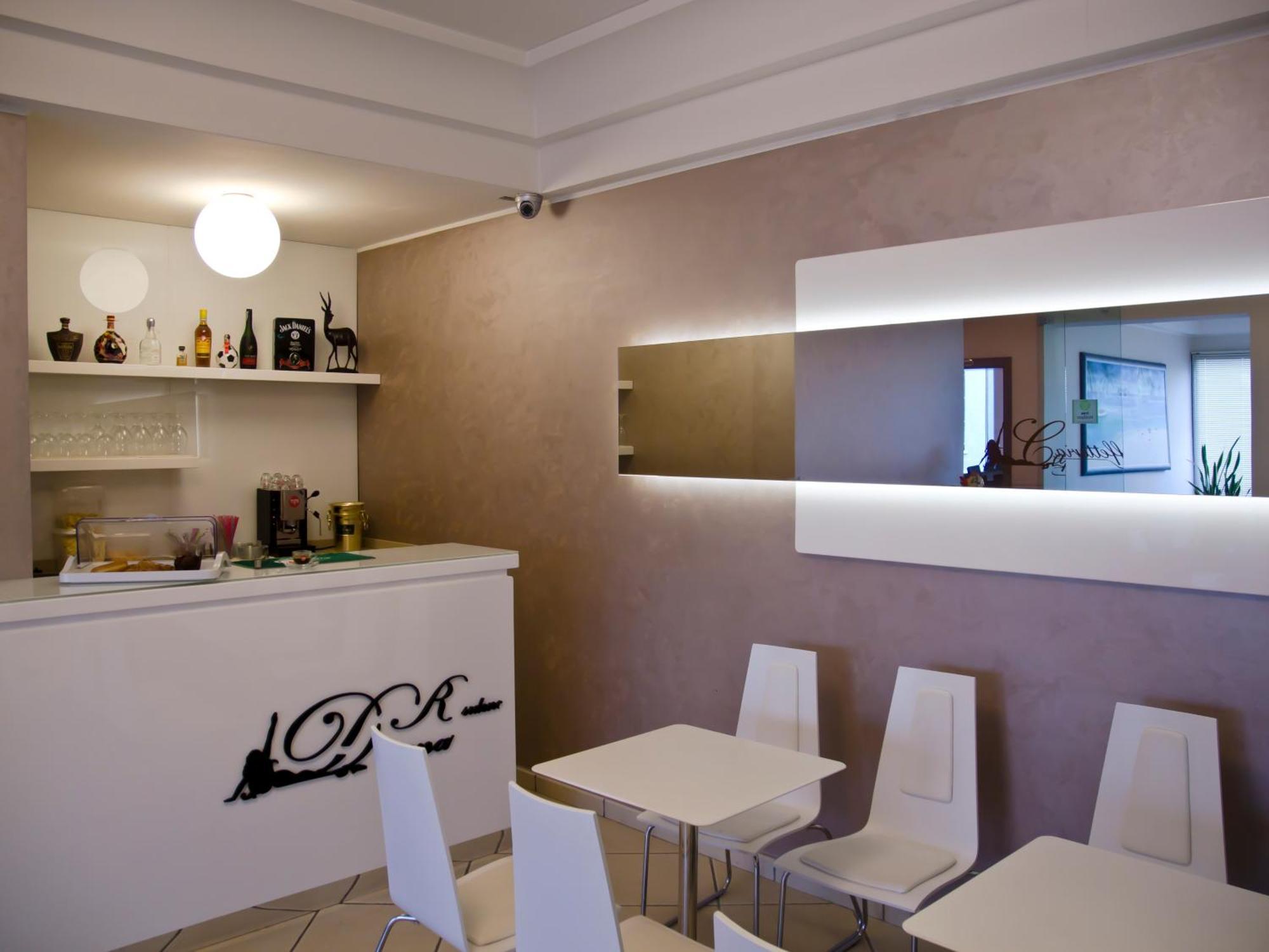 Residence Divina Rimini Extérieur photo