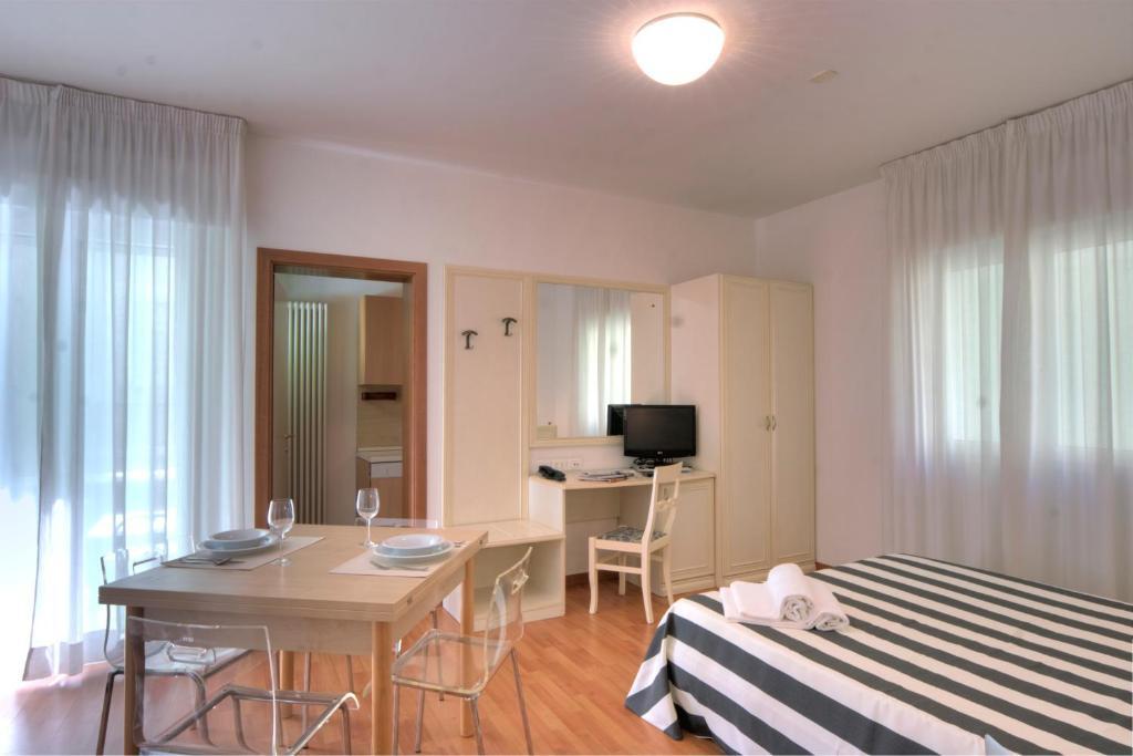 Residence Divina Rimini Chambre photo