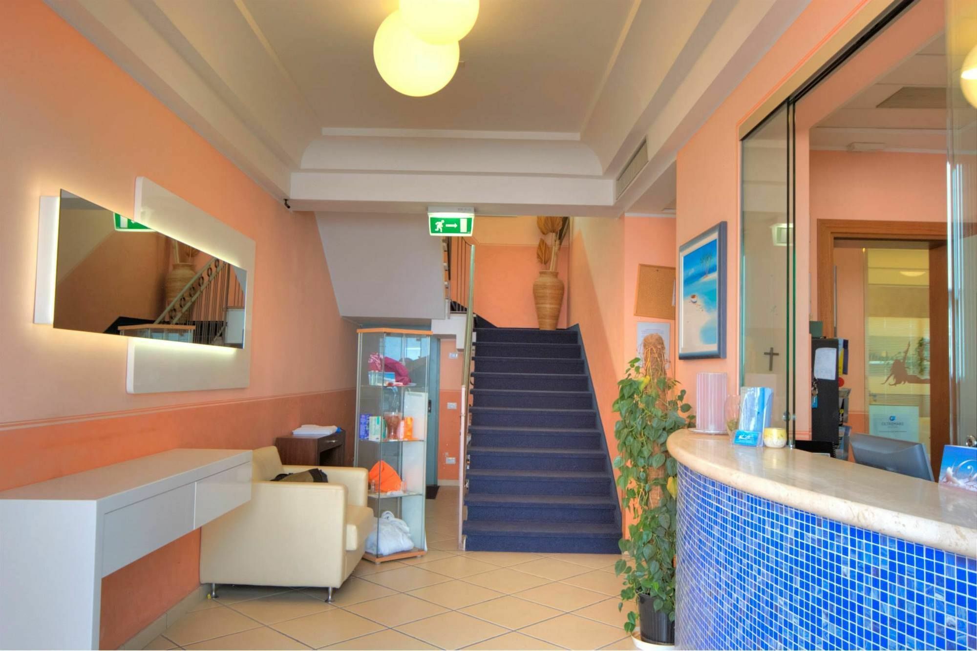 Residence Divina Rimini Extérieur photo