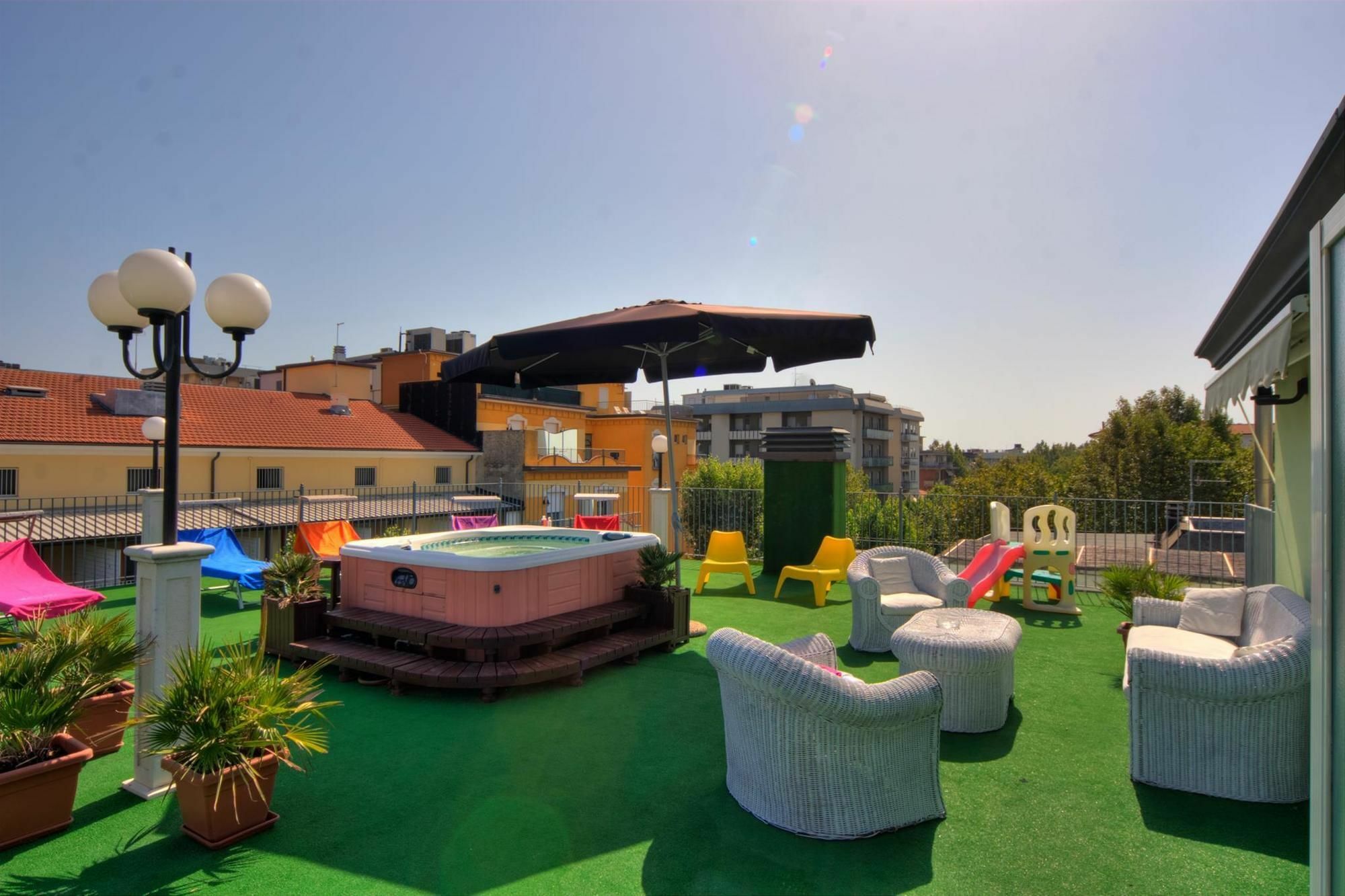 Residence Divina Rimini Extérieur photo